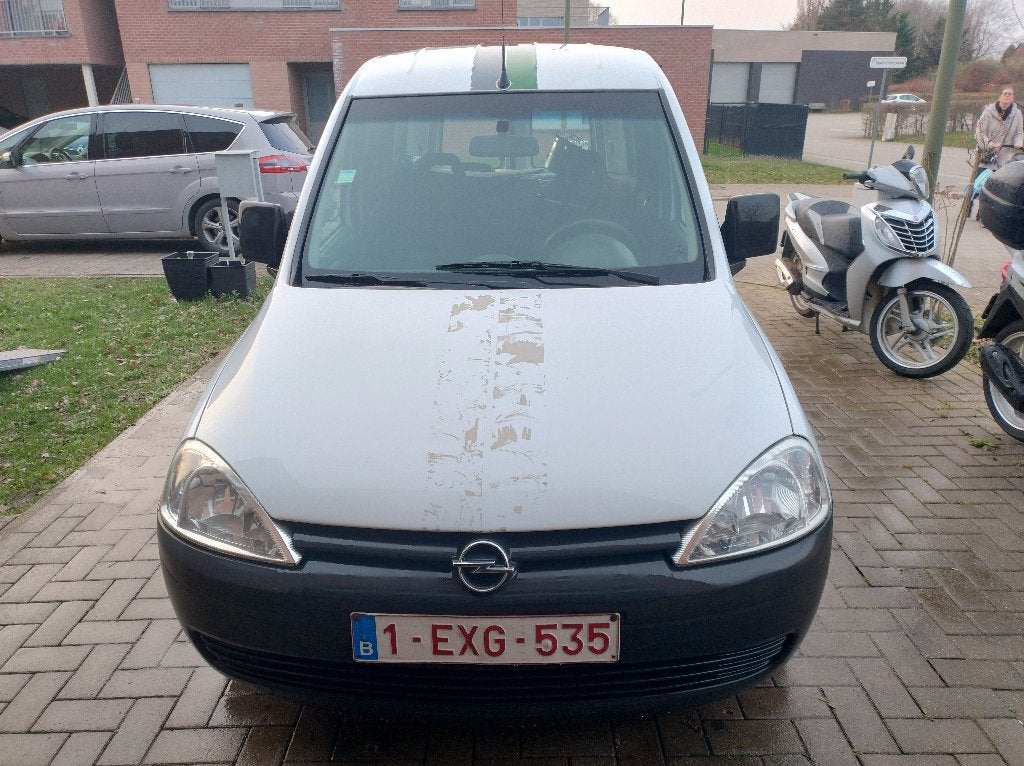 Opel Combo lichte vracht, Voorwielaandrijving, Zwart, 4 cilinders, Wit