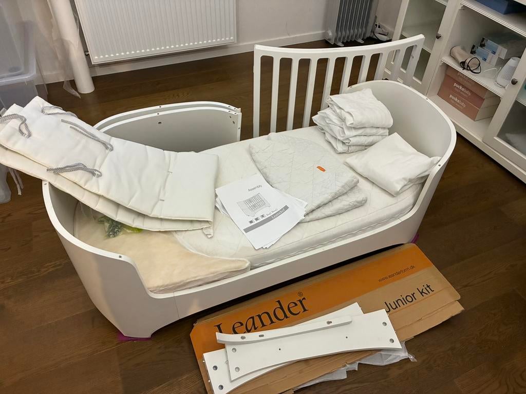 Leander meegroei bed met toebehoren, Ophalen, Gebruikt, Matras