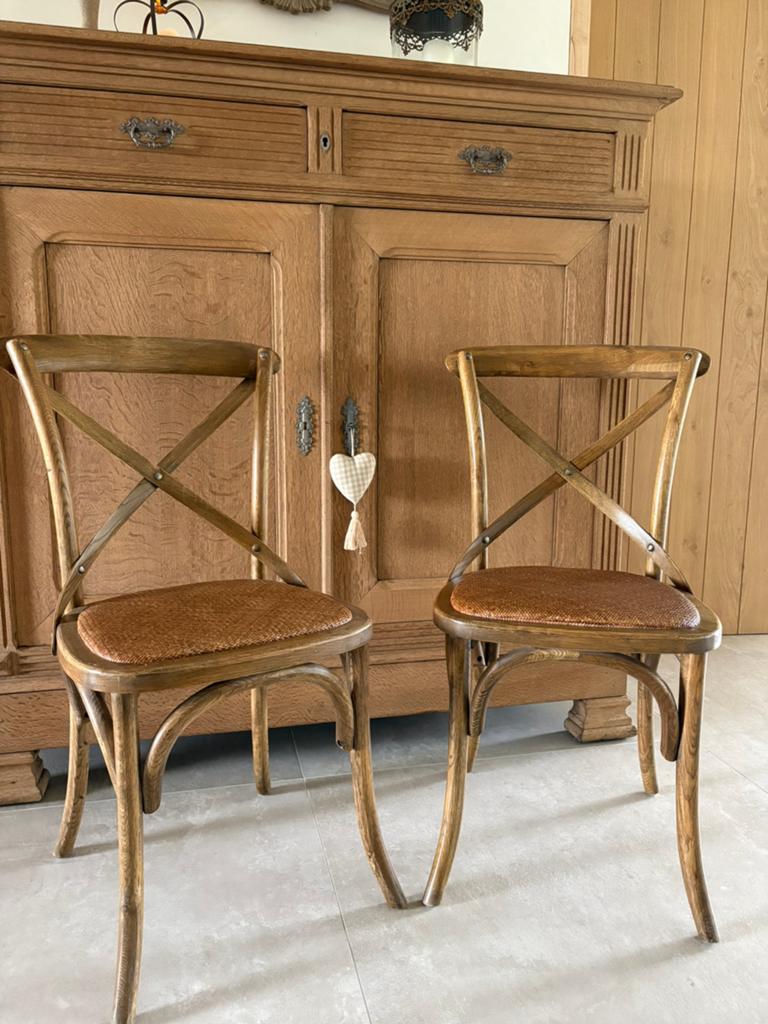 2 thonet stoelen, Ophalen