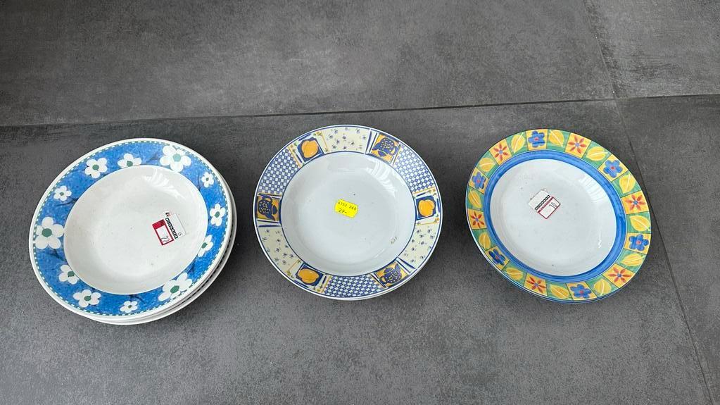 Vintage borden, Antiek en Kunst, Antiek | Servies compleet, Ophalen