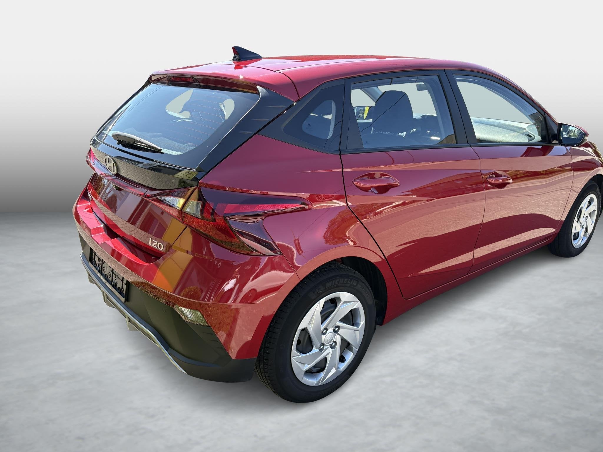 Hyundai i20 1.2 58kW Twist, Rouge, Entreprise, 5 portes, 1013 kg