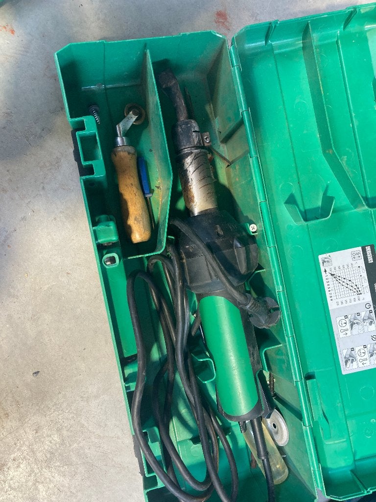 leister, Enlèvement, Utilisé