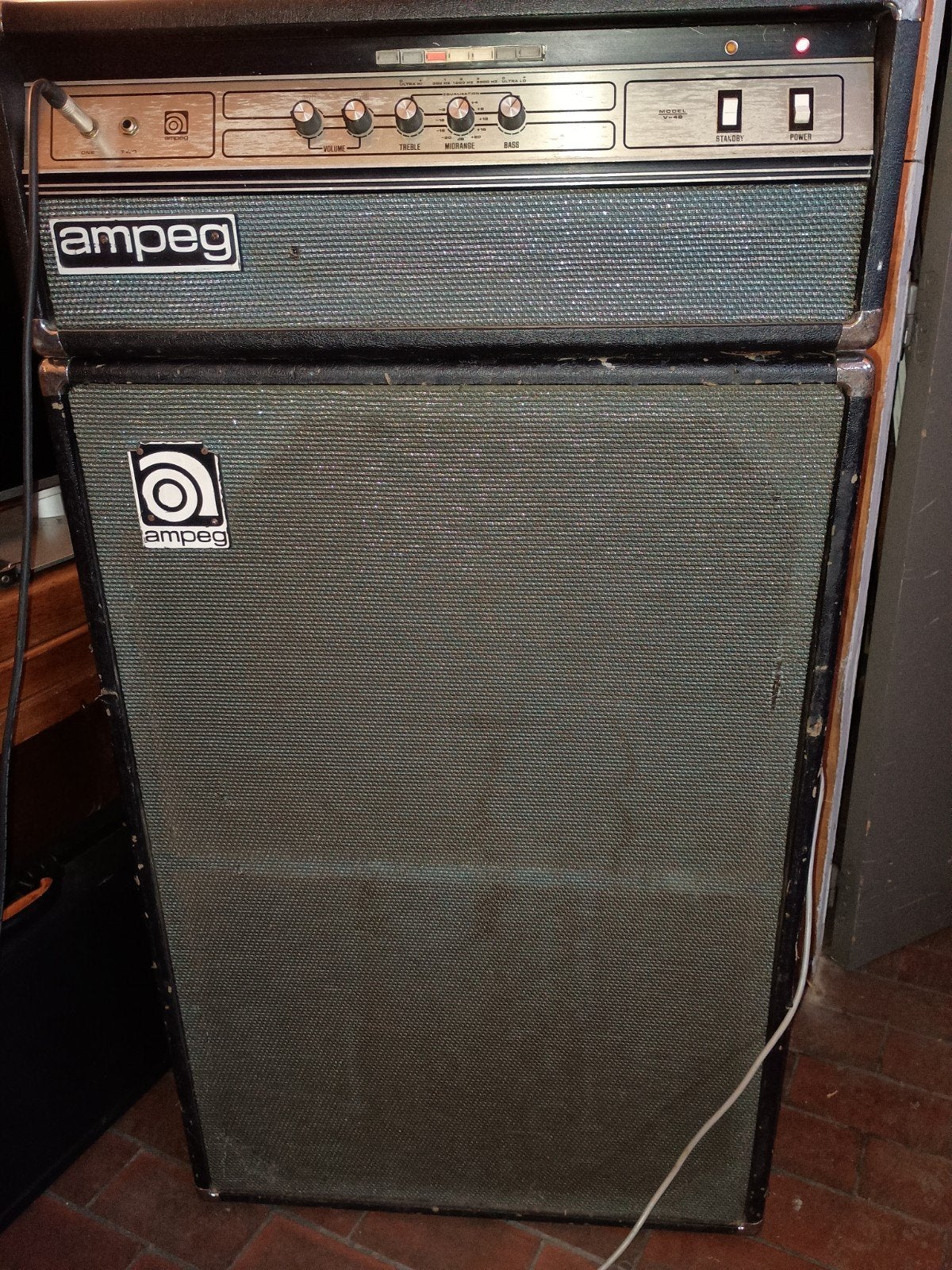 Ampeg V-4B, Musique & Instruments, Enlèvement, Utilisé