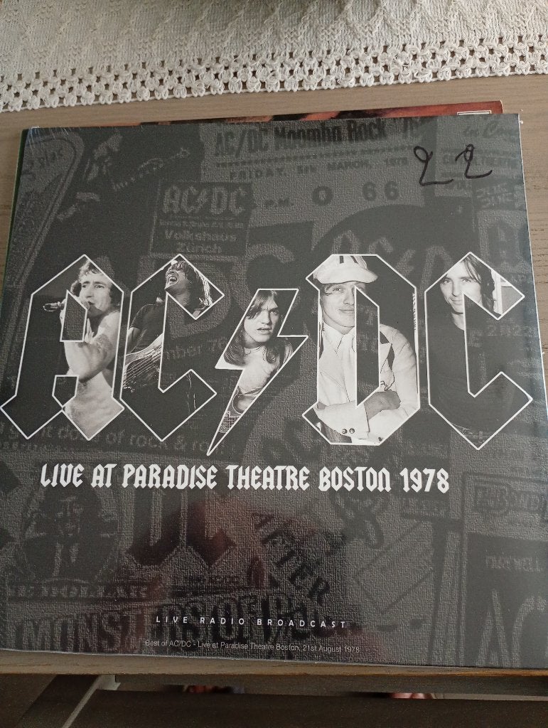 AC/DC - Live at paradise theatre 1978, CD & DVD, Enlèvement ou Envoi, Pochette photo, LP, 12 pouces