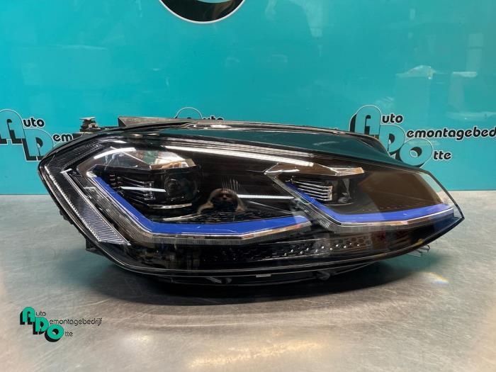 Koplamp rechts van een Volkswagen E-Golf (E-Golf 14-), Auto-onderdelen, Gebruikt, -, Volkswagen, -