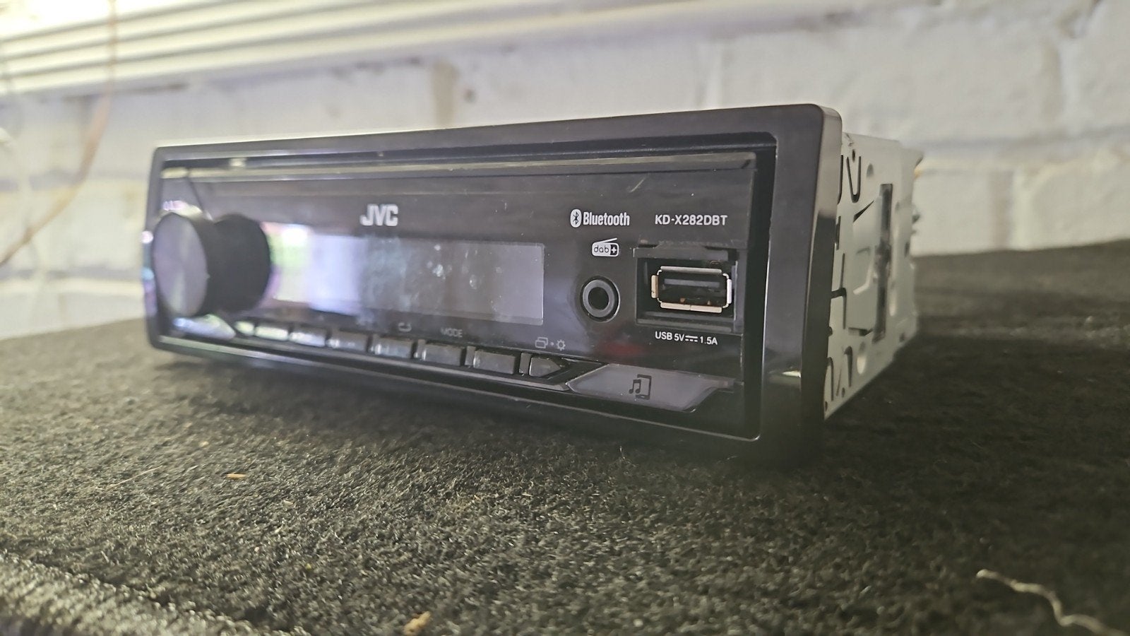 Radio usb/auxiliaire/ bluetooth, Enlèvement