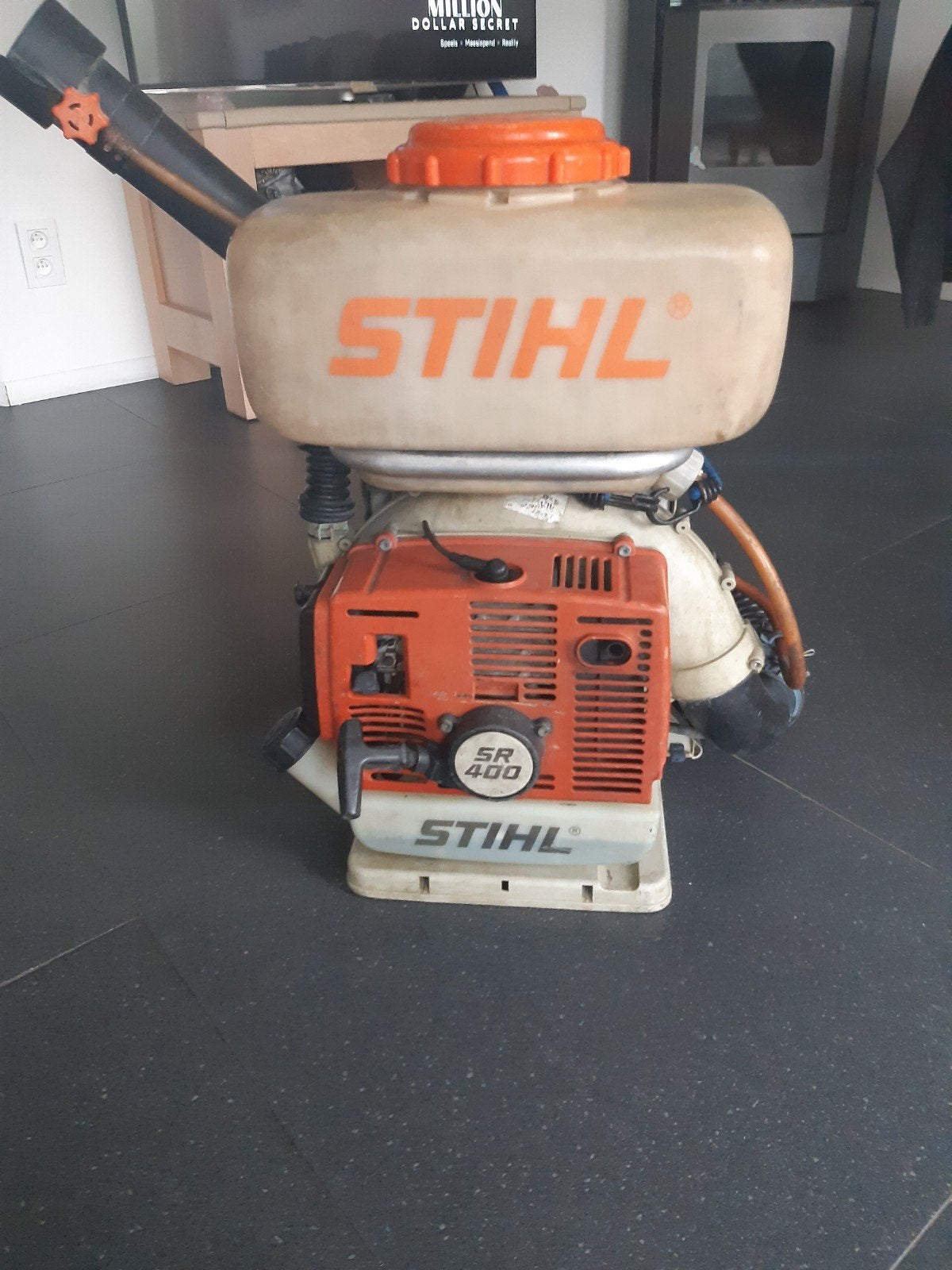 Stihl SR400, Ophalen