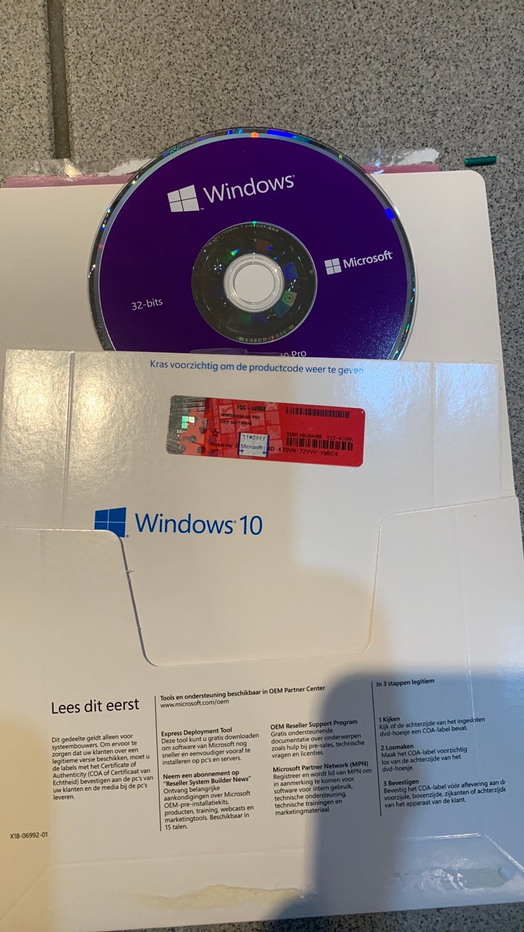 Windows 10 licentie origineel microsoft, Computers en Software, Besturingssoftware, Ophalen of Verzenden, Zo goed als nieuw, Windows