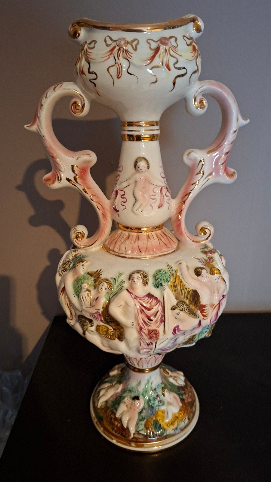 Porseleinen vaas -Capodimonte stijl, Antiek en Kunst, Ophalen