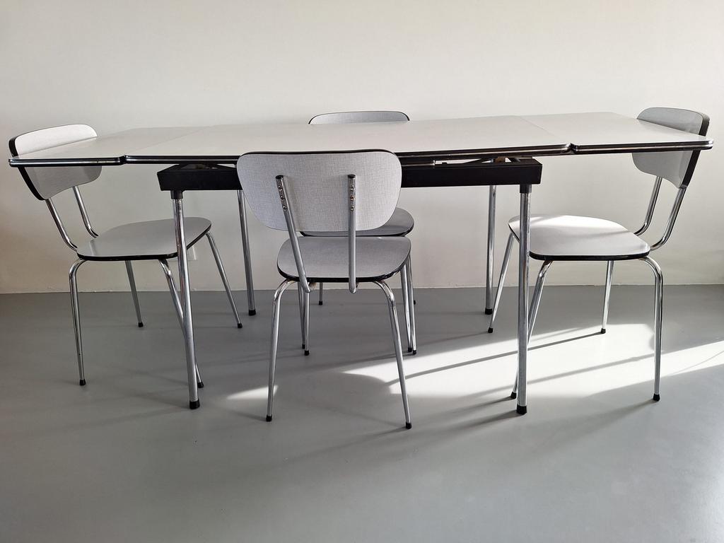 Tafel en stoelen, Huis en Inrichting, Tafels | Eettafels, Ophalen, Zo goed als nieuw