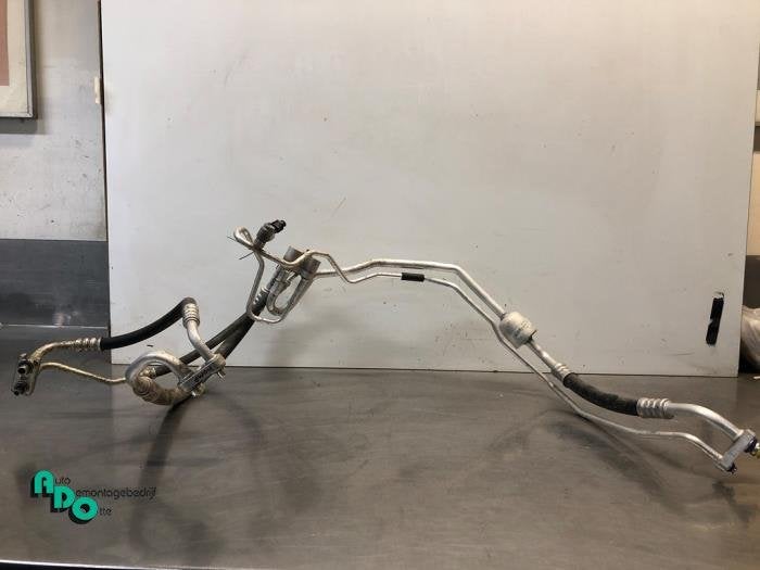 Tuyau clim d'un Opel Corsa (Corsa E 15-), -, Opel, 3 mois de garantie, Utilisé