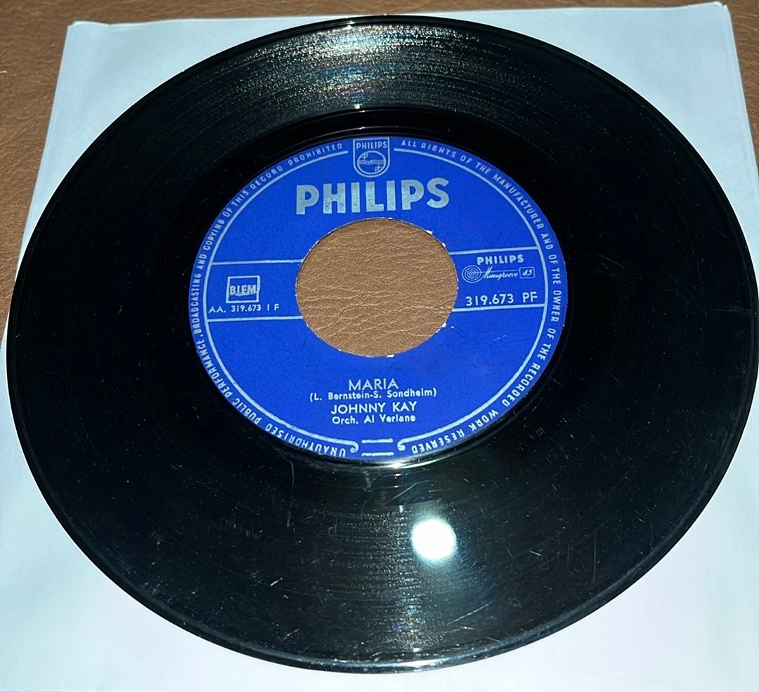 Johnny Kay ‎– Maria / Love Makes The World Go Round - 7” vin, Ophalen of Verzenden, Gebruikt