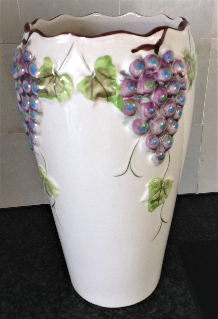 Prachtige vaas met blauwregen, Huis en Inrichting, Woonaccessoires | Vazen, 24 cm, Gebruikt, Wit, Ophalen of Verzenden