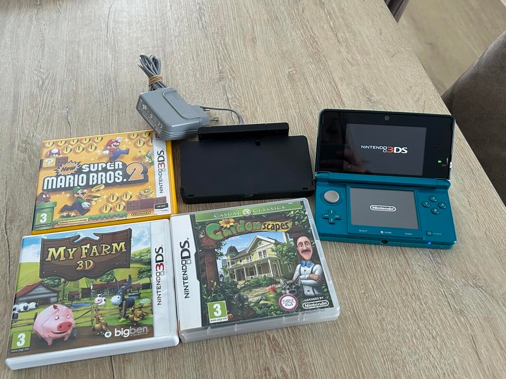 Nintendo 3DS + 3 games, Games en Spelcomputers, Spelcomputers | Nintendo 2DS en 3DS, Met games, Overige kleuren, Ophalen of Verzenden