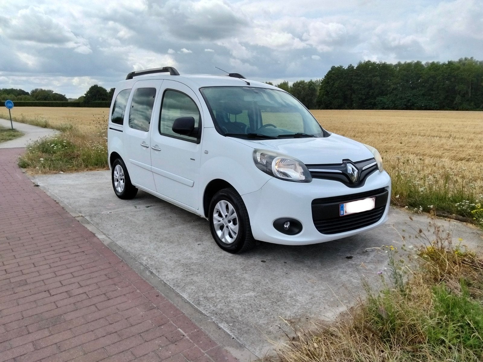 Renault Kangoo 1.2 TCe 2016 105 000 km, Autos, Renault, 1350 kg, Achat, Euro 6, 700 kg