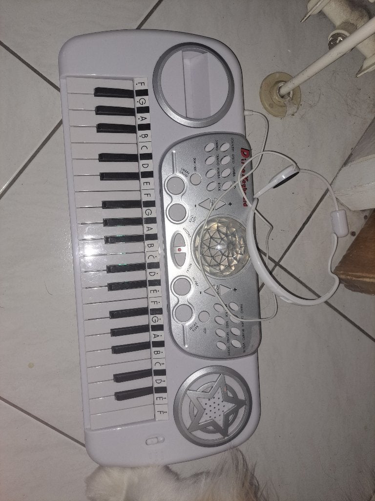 Piano enfant avec casque, Musique & Instruments, Pianos, Enlèvement, Comme neuf, Blanc, Piano