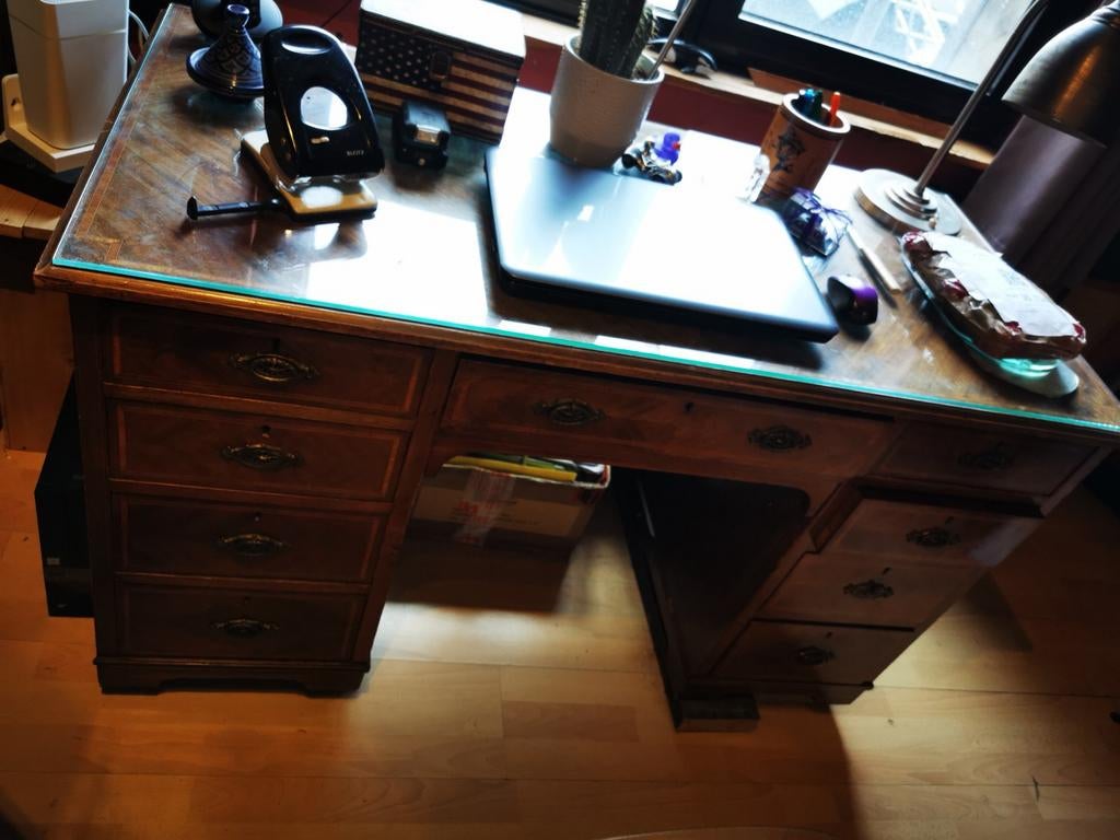Bureau ministre, Maison & Meubles, Enlèvement
