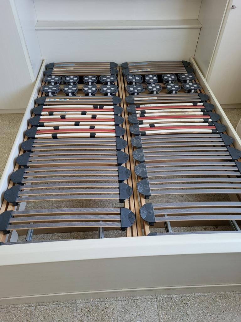 2 verstelbare lattenbodems., Enlèvement, 200 cm, 140 cm
