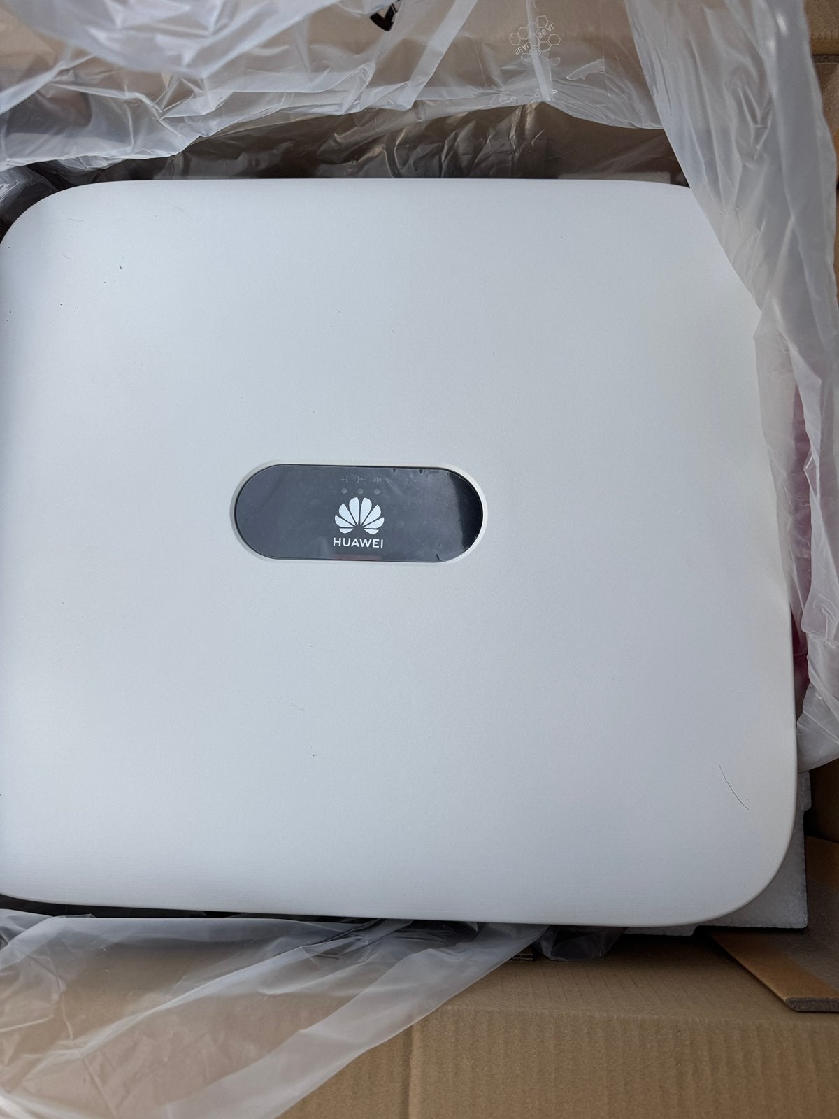 Huawei SUN2000-10KTL-M1 10 kW hybride omvormer – ongebruikt, Ophalen of Verzenden, Zo goed als nieuw