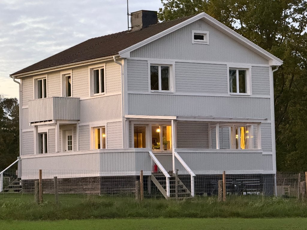 Charmante gezinswoning in het mooie Småland, Zweden, Verkoop zonder makelaar, Fröseke, Kronobergs Lan, 140 m², Overig Europa