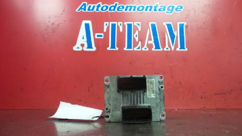 COMPUTER MOTOR Opel Corsa C (F08 / 68) (0261206074), Gebruikt, Opel