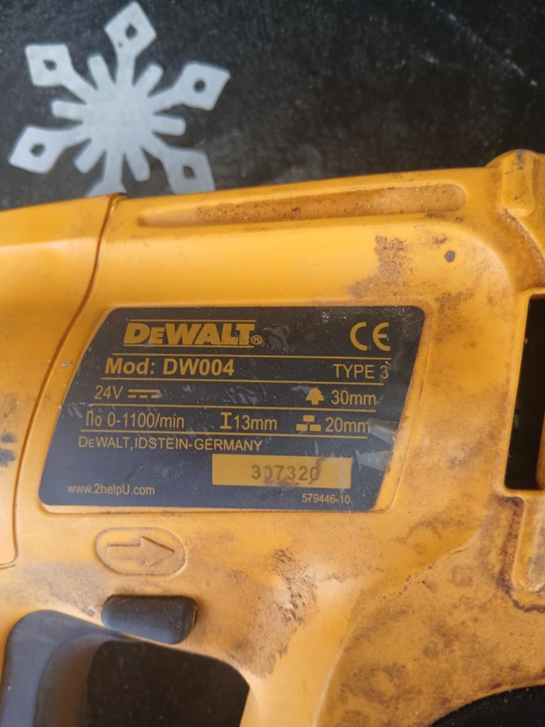 Dewalt boorhamer 24v, Ophalen
