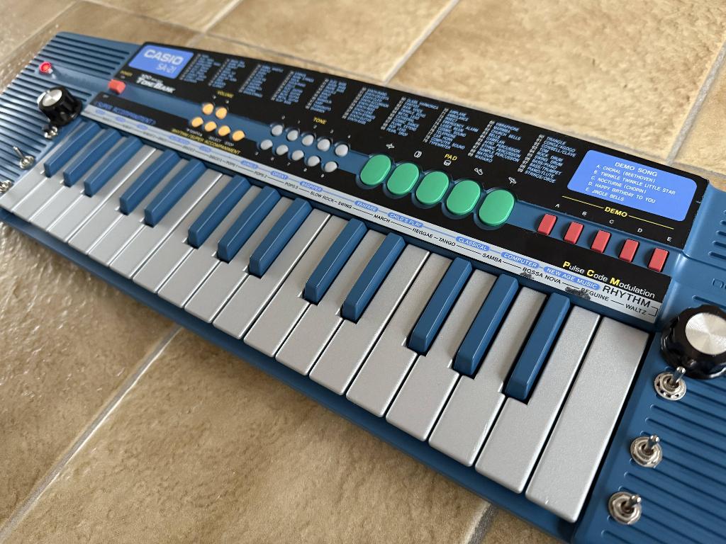 Casio SA-21 Circuit Bending (modified), Muziek en Instrumenten, Synthesizers, Ophalen