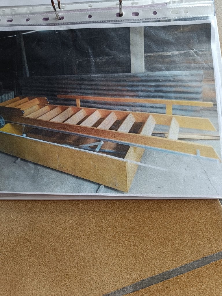 Stevige houten zoldertrap met luik, Ophalen, Trap, Zo goed als nieuw, Opvouwbaar of Inschuifbaar