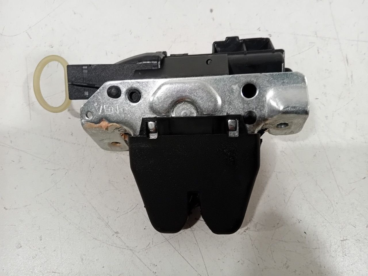 Slot mechaniek kofferdeksel achterklep elektrisch Mercedes-B, Auto-onderdelen, Onderdelen@venauto.nl, Van der Ven Autorecycling B.V.