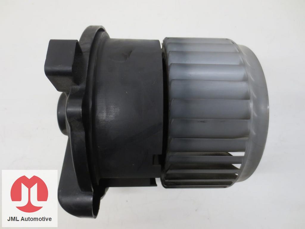KACHELMOTOR AANJAGER KACHEL VENTILATORMOTOR MITSUBISHI COLT, -, Utilisé, Mitsubishi, -