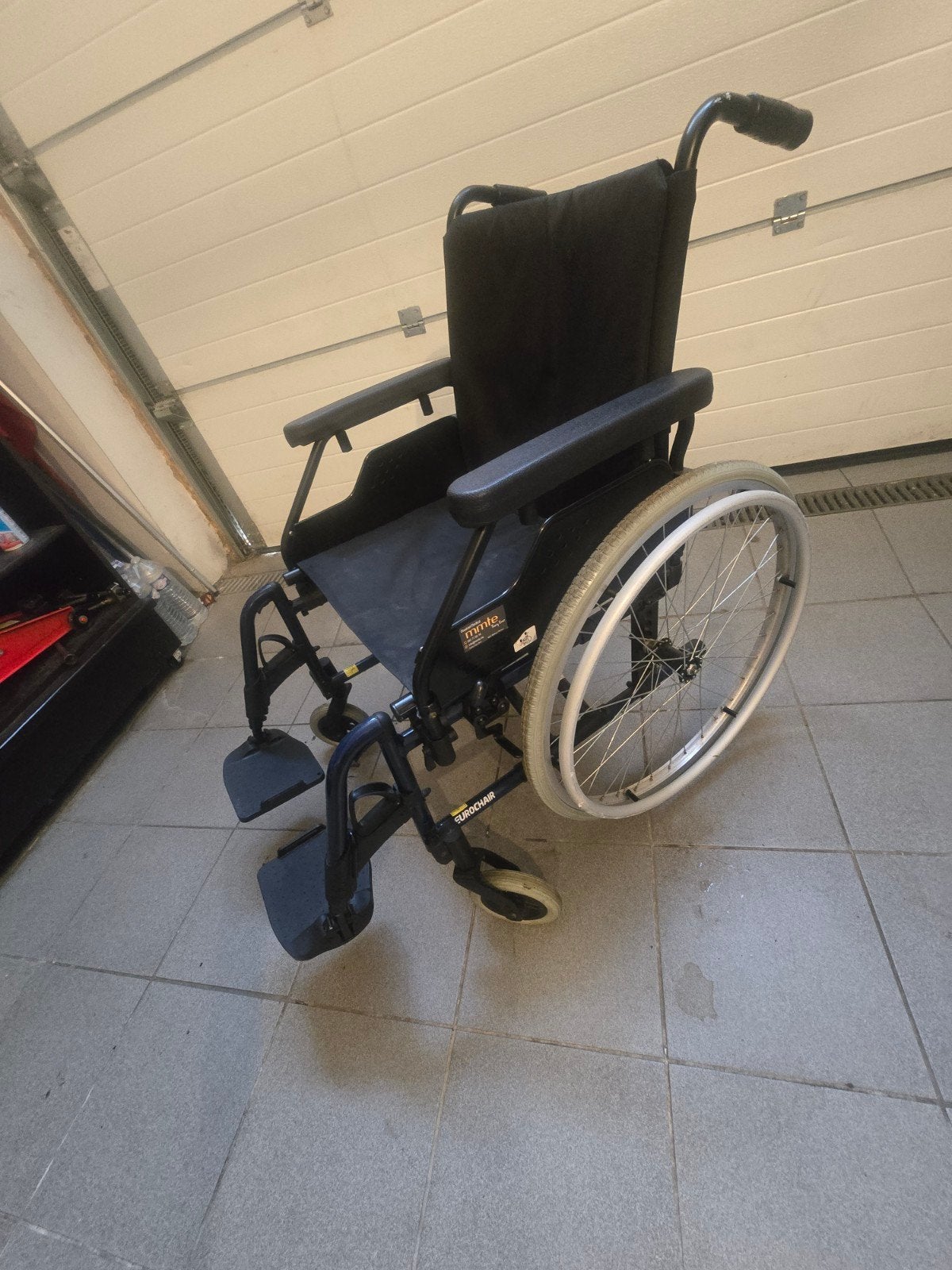 chaise roulante, Enlèvement ou Envoi, Pliant, Comme neuf, Fauteuil roulant manuel