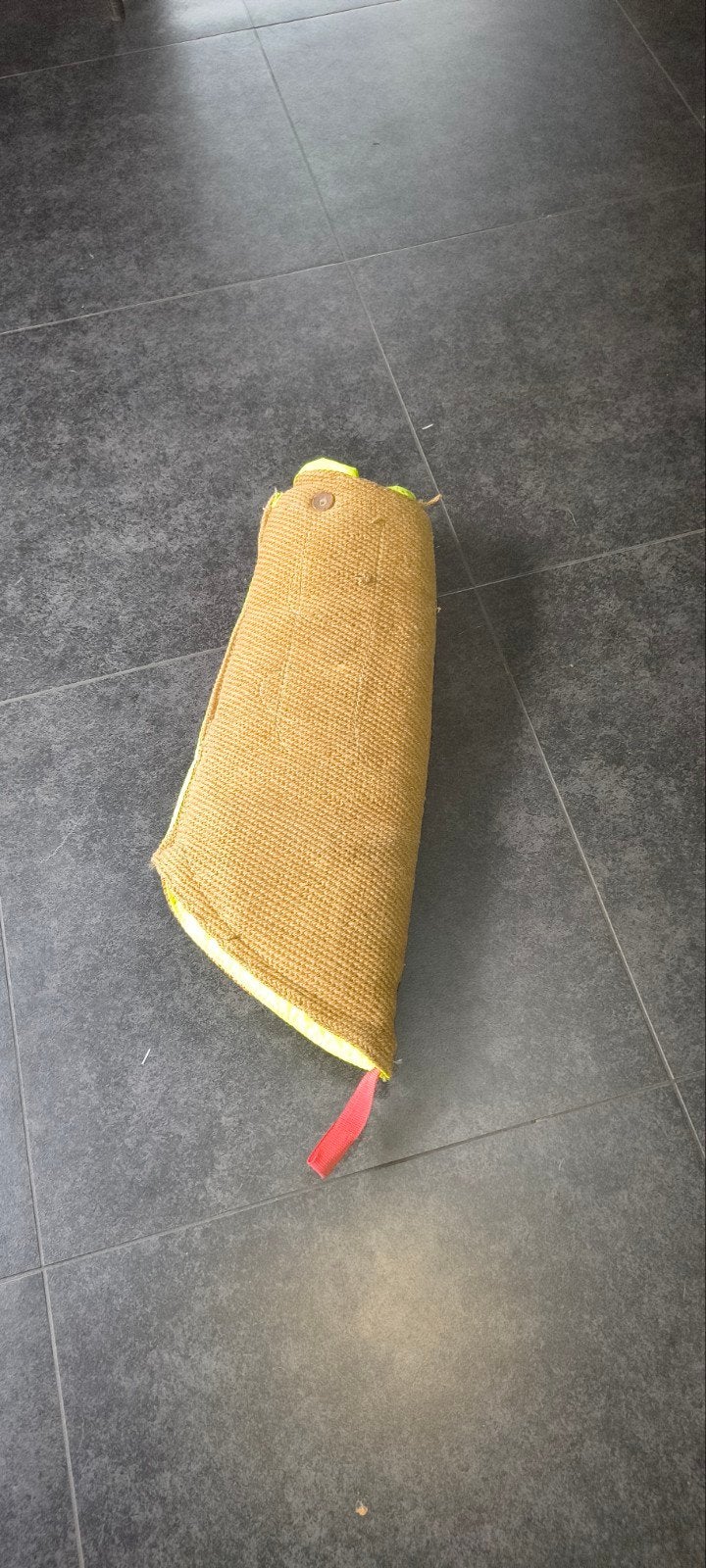 mouw voor pakwerk, Ophalen, Zo goed als nieuw, Kauwspeelgoed