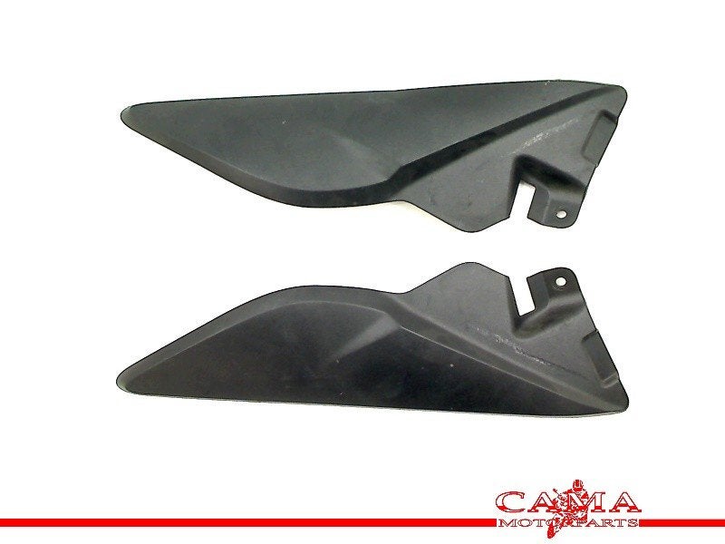 COQUE LATERALE Triumph (2306603), Dhr. S. di Majo, Utilisé, Info@cama-motorparts.nl, P.J. Troelstraweg 8 8
3144 CX  MAASSLUIS, NL