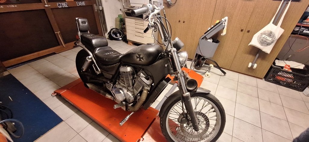 Suzuki Intruder 800, Motos, Particulier, Chopper
