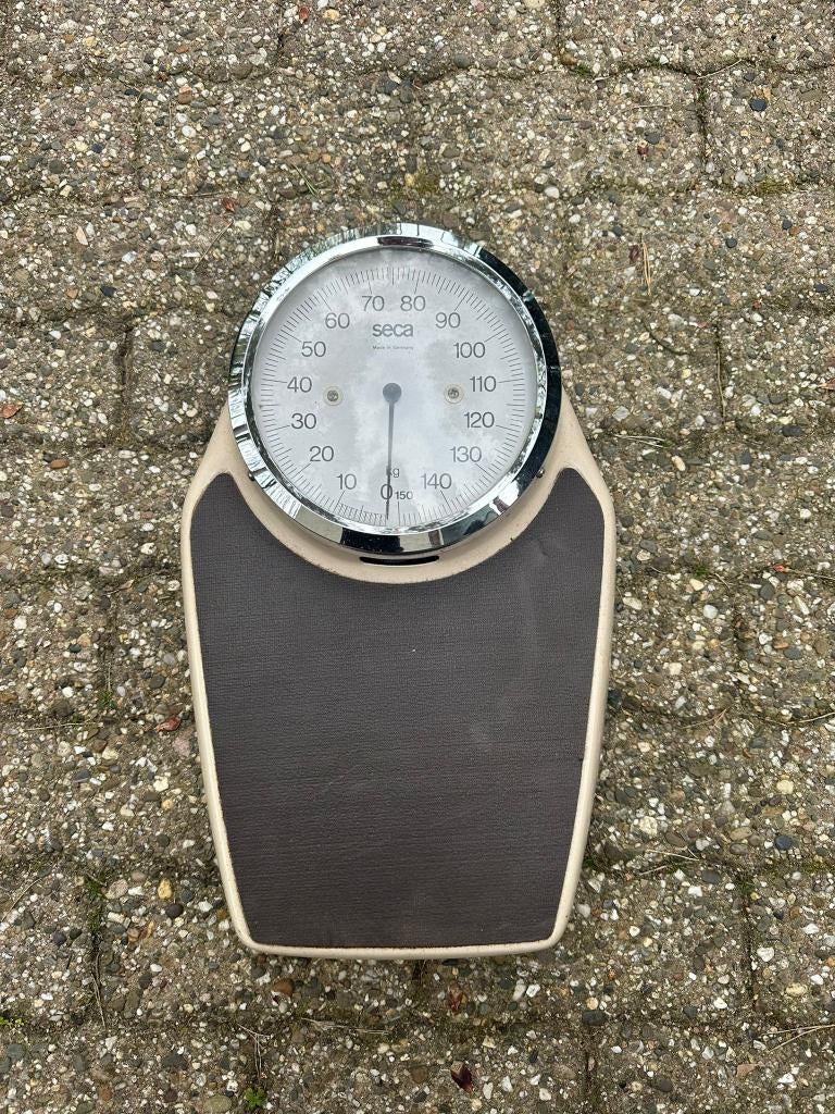 vintage weegschaal SECA : goed afgesteld!!, Elektronische apparatuur, Weegschalen, Ophalen, 100 kg of meer, Zo goed als nieuw