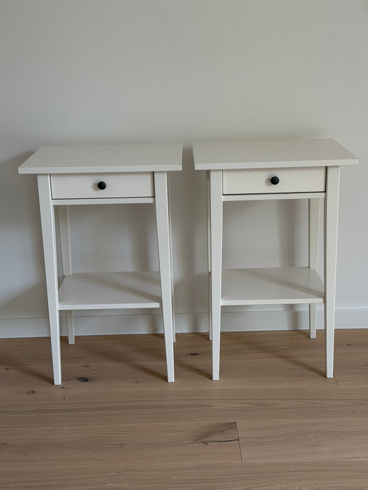 2 witte Ikea nachtkastjes, Ophalen, Gebruikt