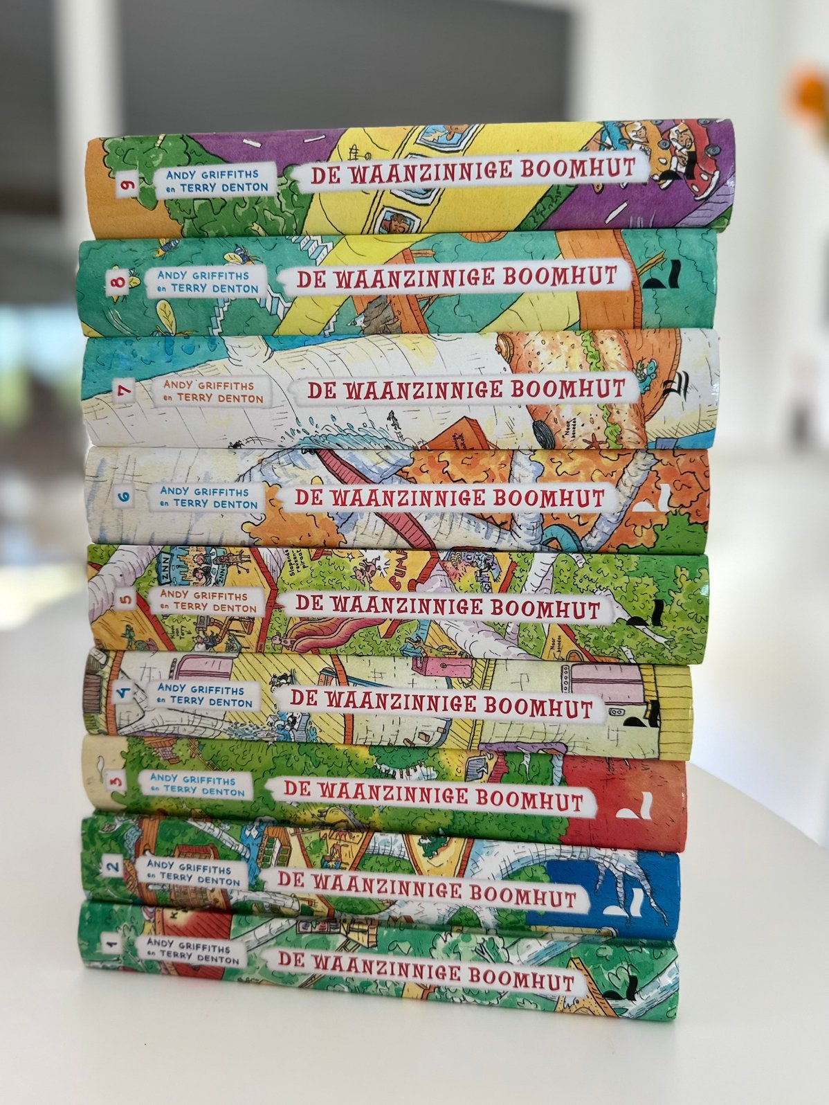 Complete serie De waanzinnige boomhut deel 1 t/m 9, Boeken, Kinderboeken | Jeugd | 10 tot 12 jaar, Zo goed als nieuw, Fictie, Ophalen