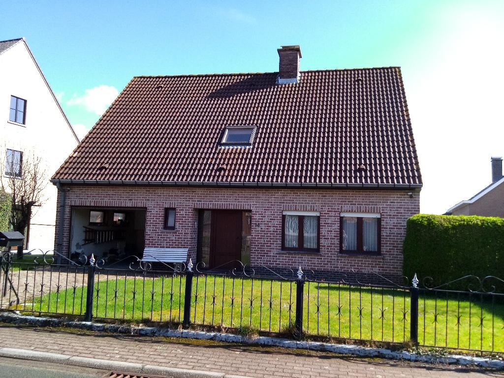 Uitstekend gelegen open bebouwing in 9340 Lede nabij station, Immo, Provincie Oost-Vlaanderen, 500 tot 1000 m², 5 kamers, 9340 Lede