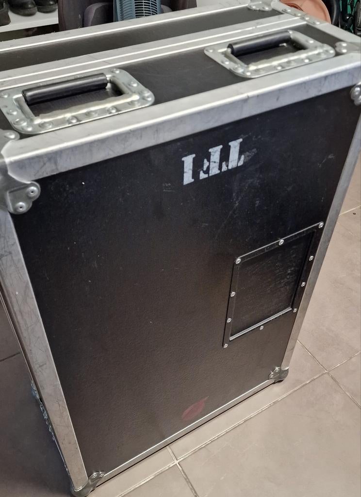 Flight case, Enlèvement ou Envoi, Utilisé, Flight case