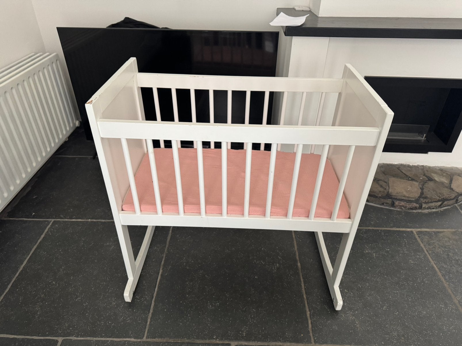 Wit houten babywiegje - incl. matrasje, Enlèvement, Utilisé, Berceau