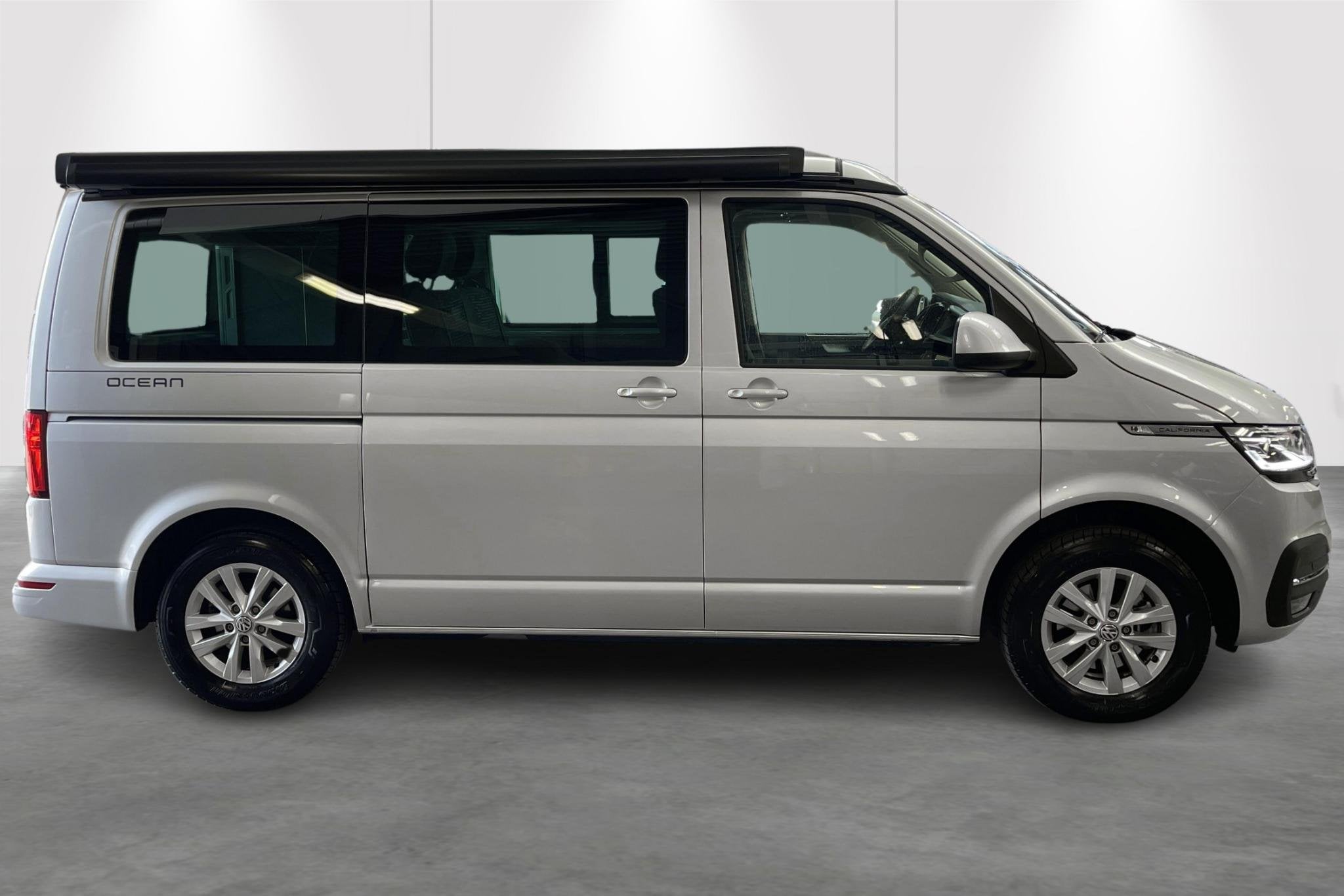 Volkswagen California 2.0TDi 110KW BMT DSG Ocean, Auto's, Bestelwagens en Lichte vracht, Stof, Gebruikt, 110 kW, 4 cilinders