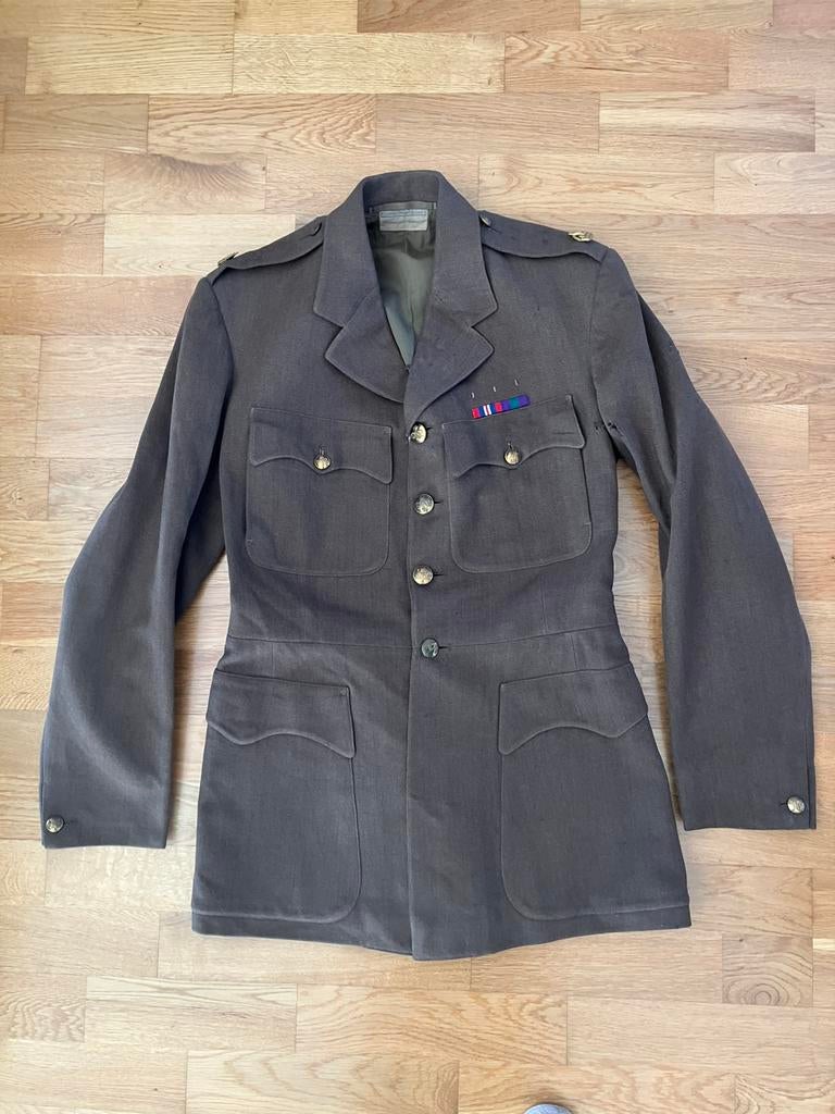 Britse WO2 service dress jas Grenadier Guards, Verzamelen, Militaria | Tweede Wereldoorlog, Landmacht, Kleding of Schoenen, Ophalen of Verzenden