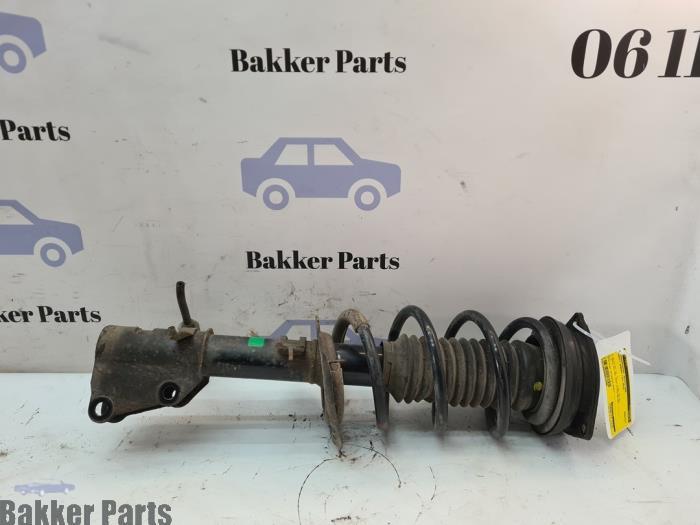 Barre amortisseur avant droit d'un Renault Kangoo, -, Renault, -, 3 mois de garantie