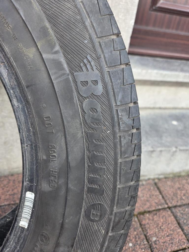 Pneu Barum Vanis 2 — 215/65 R16 C, Autos : Pièces & Accessoires, Pneus & Jantes, Pneu(s), Pneus été, Utilisé, Enlèvement