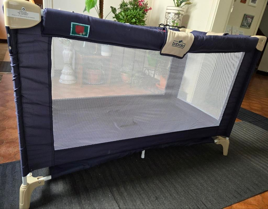 Reisbedje/ Campingbedje met matras voor Je Kleintje!, Kinderen en Baby's, Babywiegjes en Ledikanten, Ophalen, Zo goed als nieuw