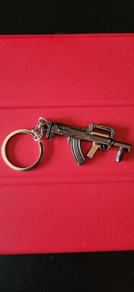 Porte-clés Groza PUBG, Enlèvement ou Envoi, Neuf, Peluche ou Figurine