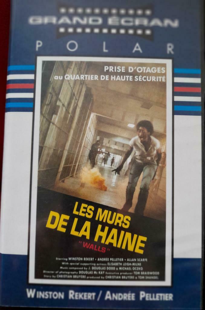 Walls - De muren van haat, videocassette, Vanaf 16 jaar, Ophalen of Verzenden, Zo goed als nieuw, Thrillers en Misdaad