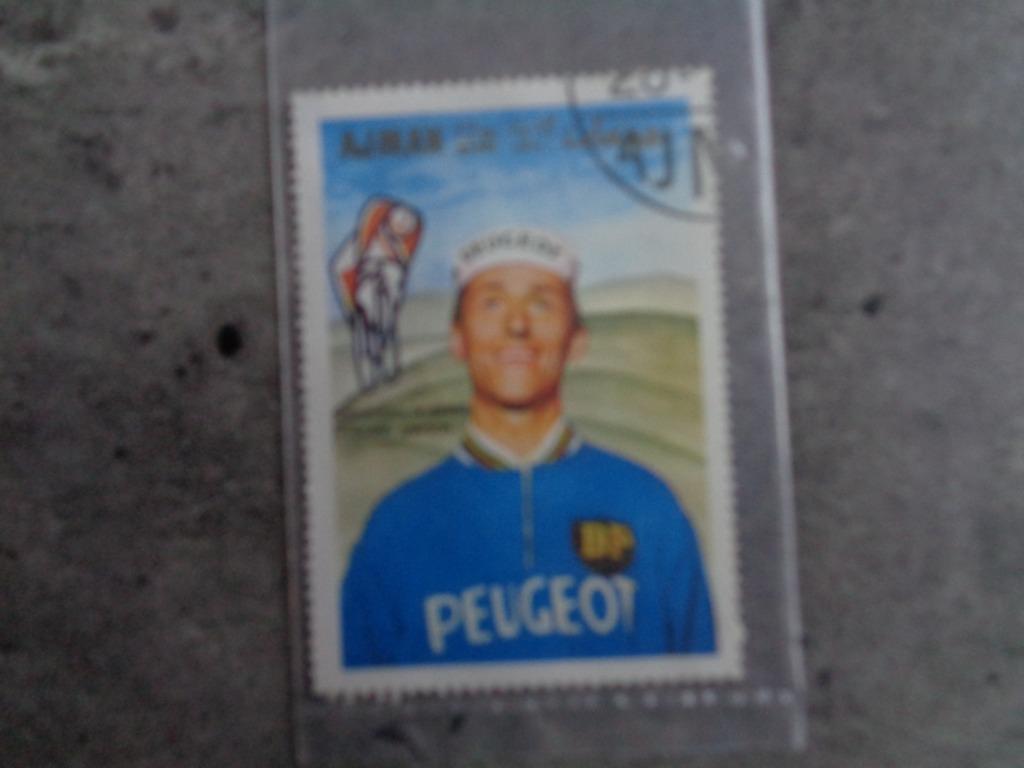 POSTZEGEL  WERELDKAMPIOEN TOM SIMPSON  WIELRENNER, Ophalen of Verzenden