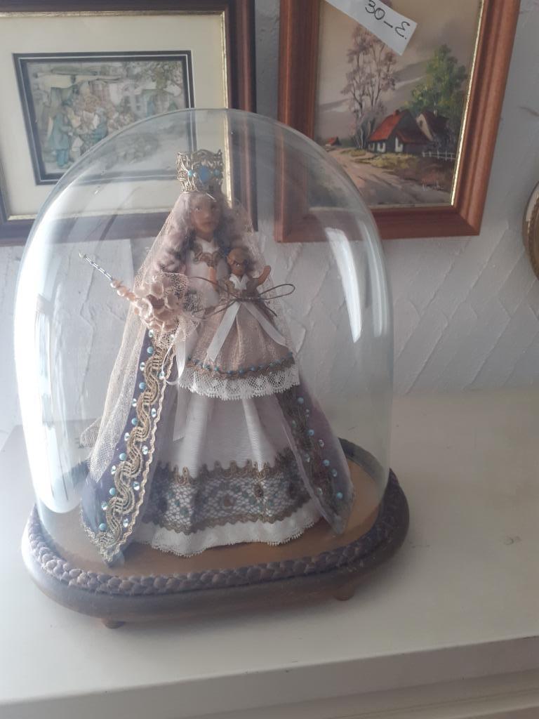 O L Vrouw onder globe uit 1953, Enlèvement