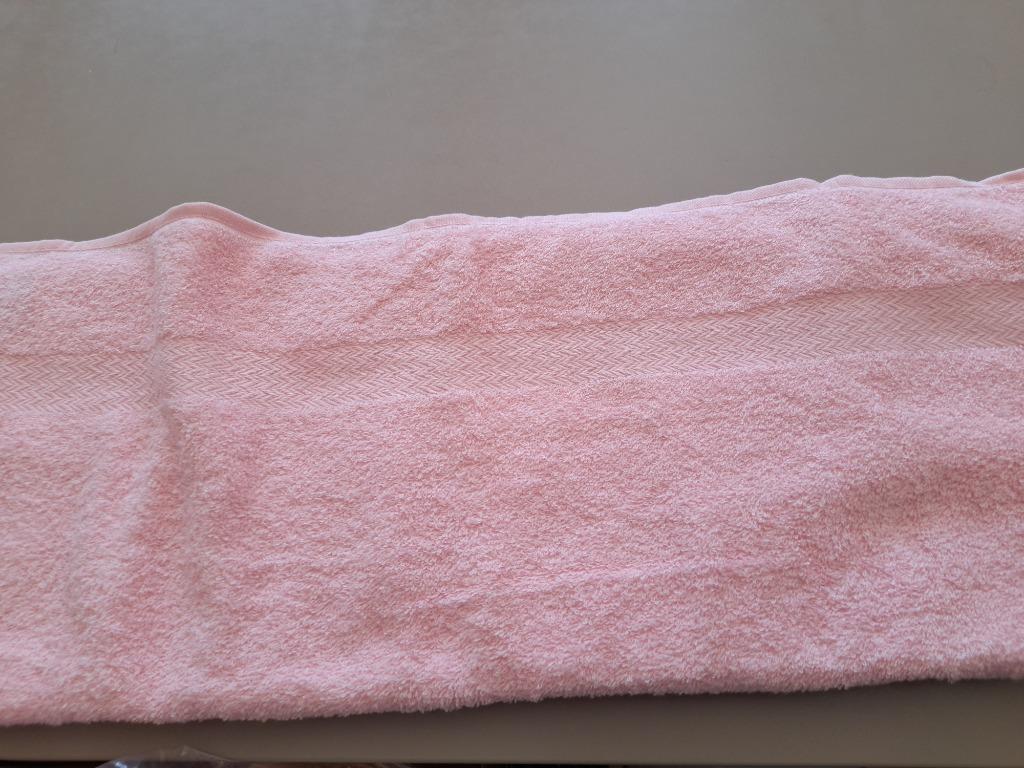 Badlaken Santens., Ophalen of Verzenden, Nieuw, Roze, Handdoek